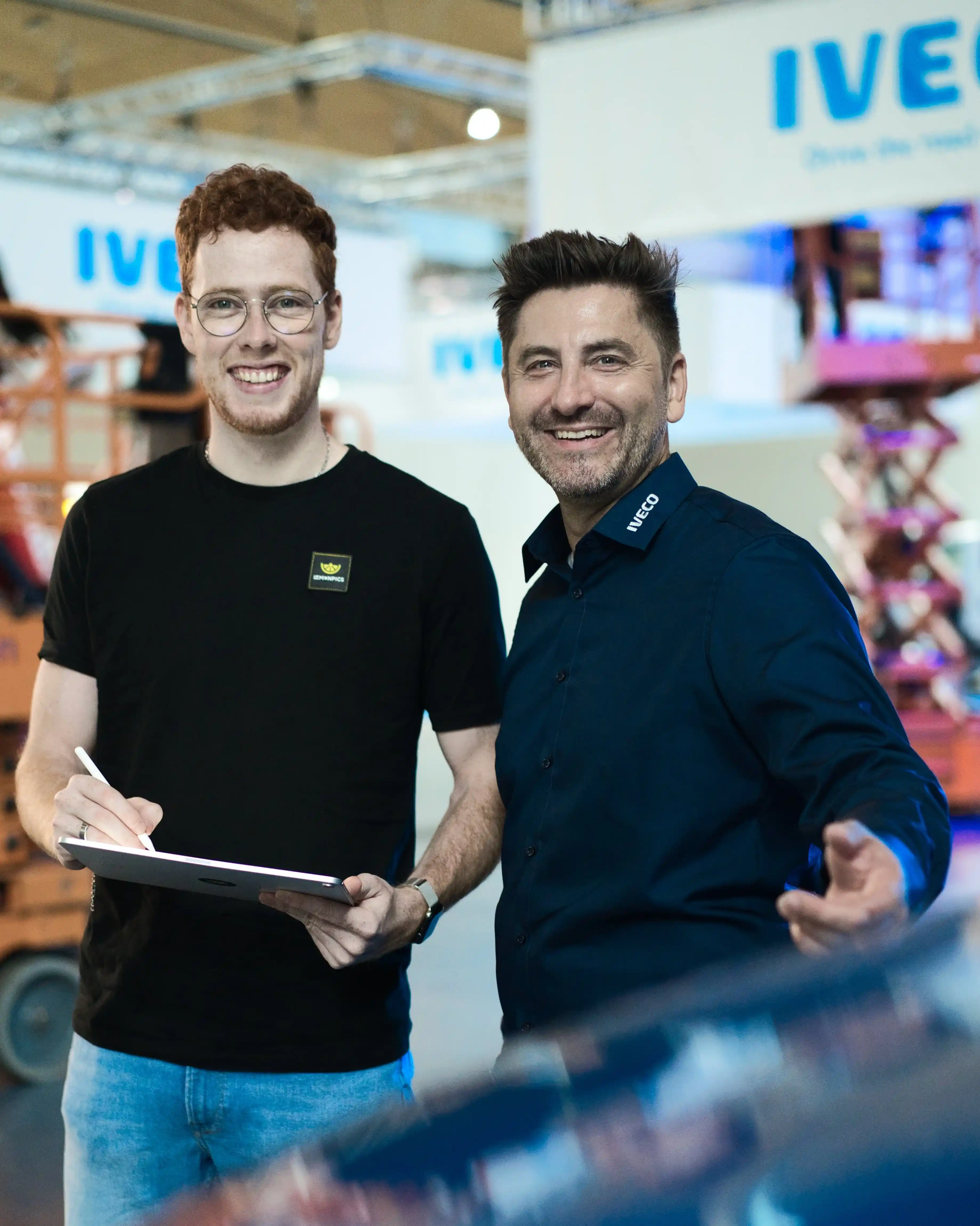 LemonPics Mitarbeiter mit IVECO Head of Marketing